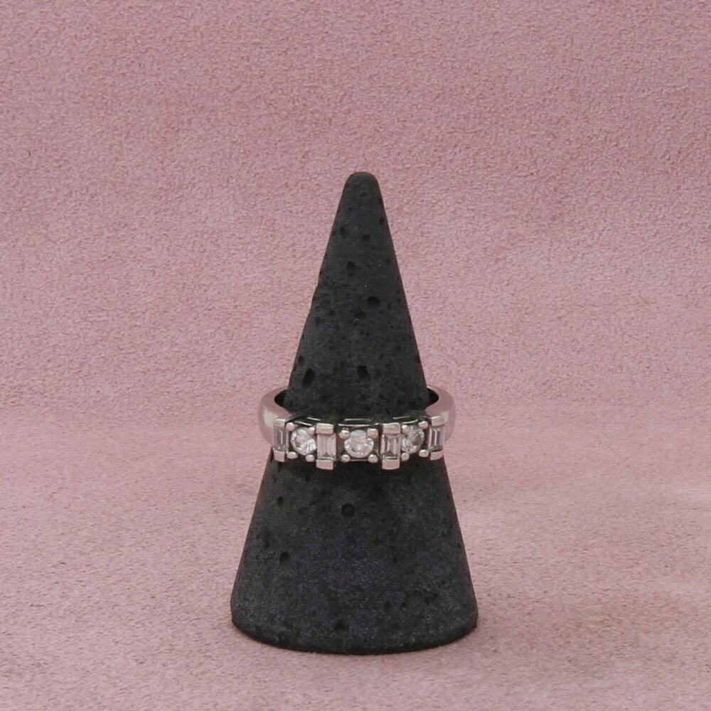 sterling silver baguette cz band ring size 7